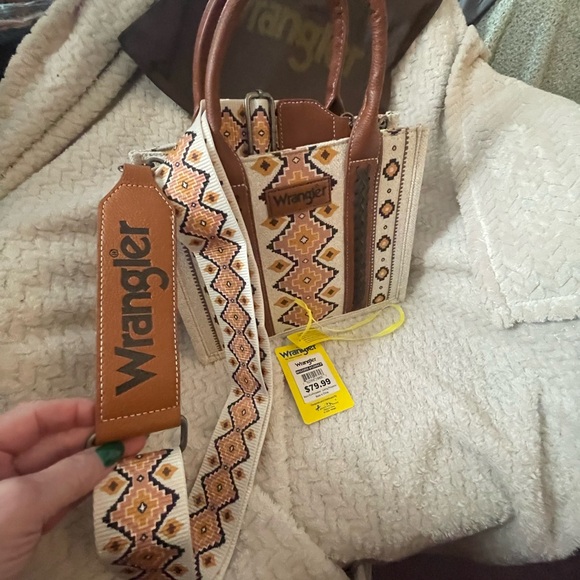 Wrangler purse - Picture 2 of 5